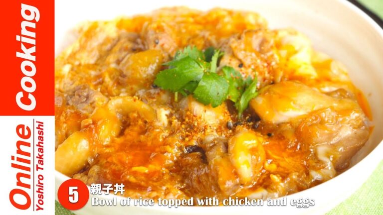 親子丼【#5】│Bowl of rice topped with chicken and eggs