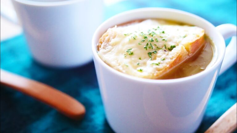 ほっこり美味しい😄オニオングラタンスープ ~ fresh onion soup【料理レシピはParty Kitchen🎉】