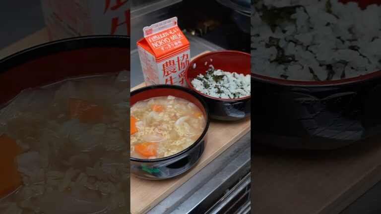 ABCスープとわかめごはん