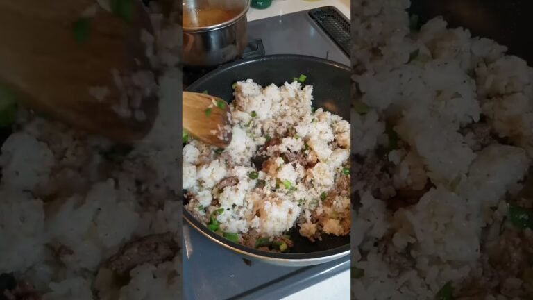 にんにくニラひき肉チャーハン（Garlic chive minced meat fried rice）