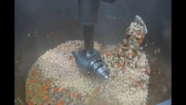 給食ができるまで　～カレーのヒミツ～