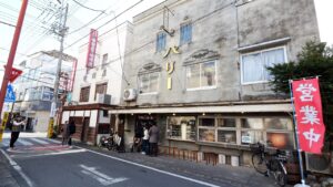 ８０歳のおじいちゃんと孫が守る１００年の歴史。秩父の登録有形文化財「パリー食堂」の1日