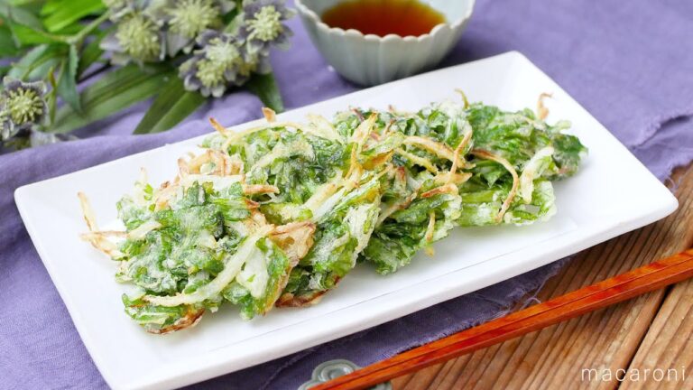 【春菊のかき揚げ】卵を使ってサクふわ！春菊と玉ねぎでメインおかず♪天ぷら粉不要｜macaroni（マカロニ）