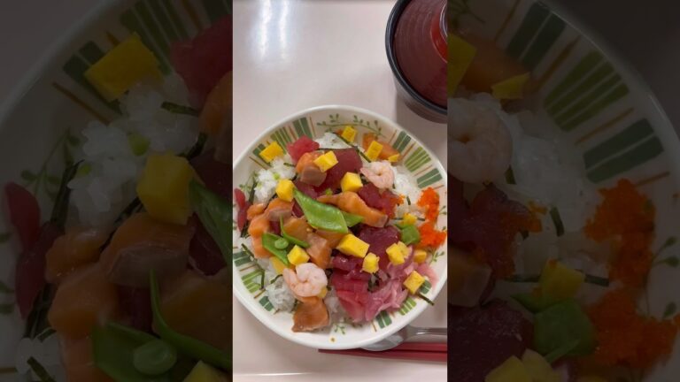 海鮮ちらし！🐟#老健#ふなばし光陽#介護老人保健施設#介護#管理栄養士#老健栄養士#調理師#今日の昼食#お昼#お昼ご飯#ふなばし光陽ごはん
