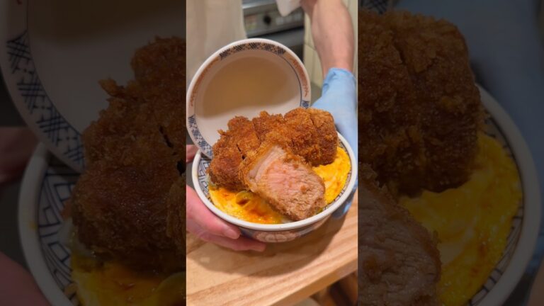 Delicious Japanese Katsudon🍚
