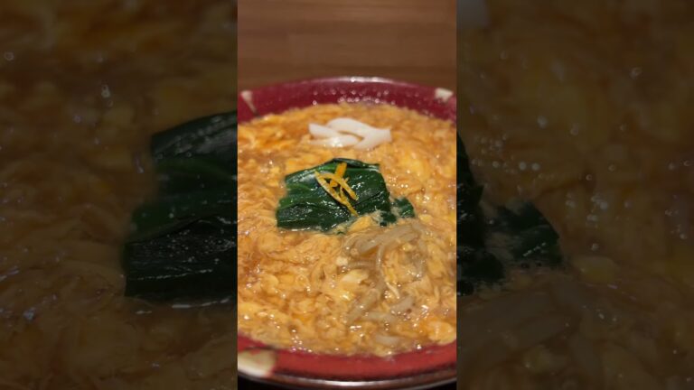 【足利】力丸くんの卵をたっぷり使ったたまごとじ蕎麦〜蕎麦切り稲おか
