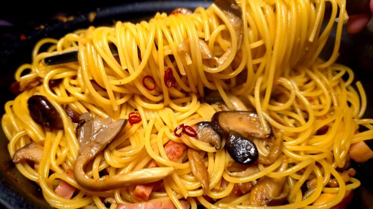 40年のパスタ人生のなかで一番旨い。全力の和風きのこパスタ