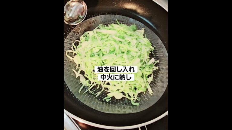 キャベツだけで超簡単！最速でできるライスペーパーお好み焼きの作り方！