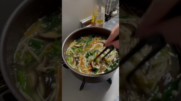 牛すじの煮汁を使った中華風うどん 【牛すじポン酢】https://youtube.com/shorts/3Zdn5M7XeZs?feature=share #料理動画 #うどん #牛すじ