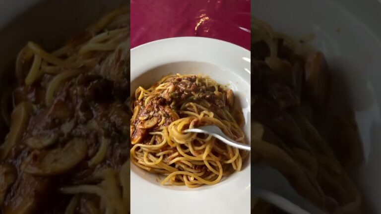 マッシュルームのミートソースパスタ🍝　［今日のお昼ご飯🍚］