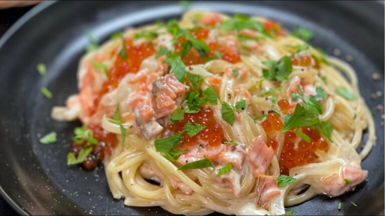 クリームパスタに醤油漬けいくらが合うんです【スモークサーモンクリームパスタ】