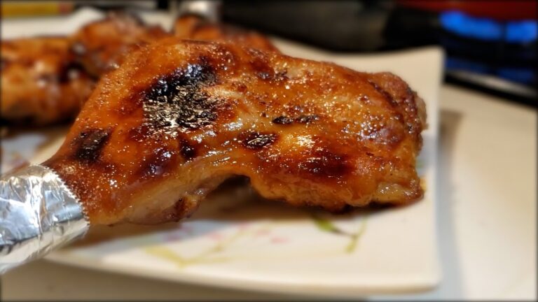 若鶏の骨付き肉オーブンレンジ焼き/Oven-roasted young chicken with bones