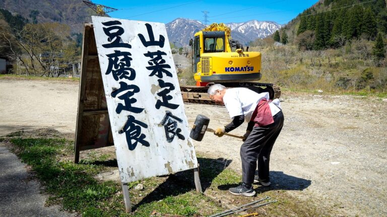 ６８歳元猟師と３８歳妻、そして養女。異色の家族が営む山奥にポツンとジビエ食堂の１日