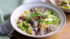 【あさりと春キャベツのスープパスタ】あさりの旨みと春キャベツの甘みが引き立つ！ランチに♪