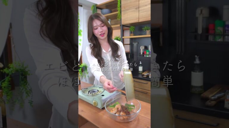 本格的な味わい！「ヤムウンセン風焼きそば」 作り方はこちら🍳 ※調味料はお好みに合わせて調節してね！ 目分量をちゃんとしたレシピにしてみたよ⭐︎ ┈┈┈┈┈┈┈┈┈┈┈┈┈┈┈┈┈┈ 材料（...