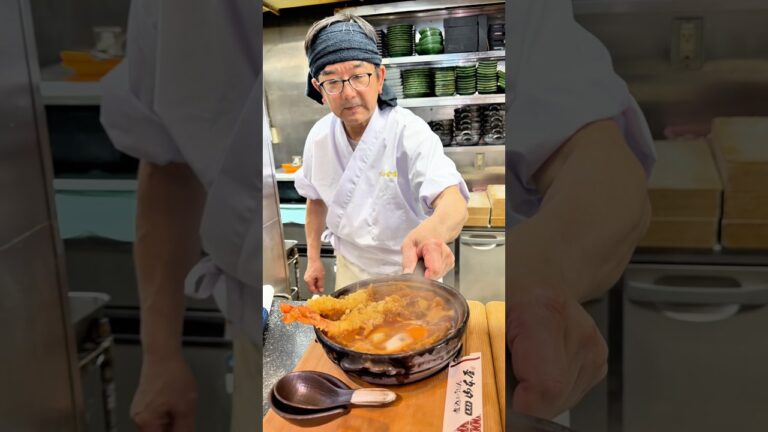 【芸能人もお忍びで訪れる、名古屋で愛され続ける味噌煮込みうどんの名店🍲🤎】 #japanesefood
