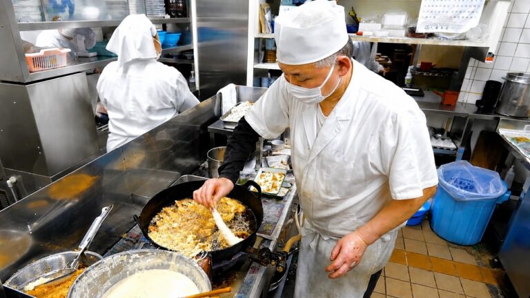 特大海老天を求めて開店から大行列！創業１６０年以上の老舗そば屋に朝４時から密着