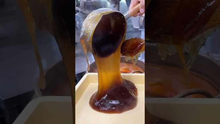 毎朝手作りするとろとろ濃厚わらび餅