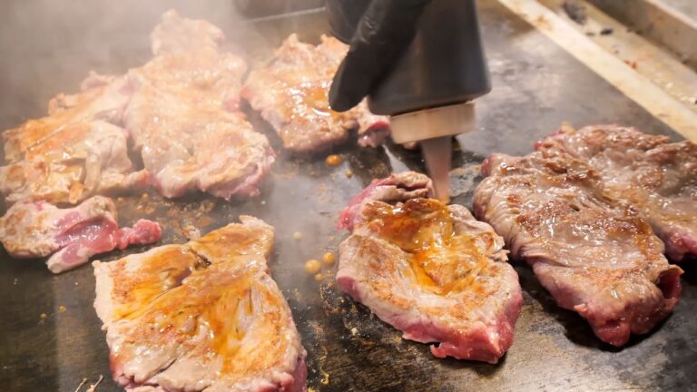 ９９０円ステーキ頼むと自動的に無限ご飯が付いてくる利益ど返し最強ステーキ専門店！