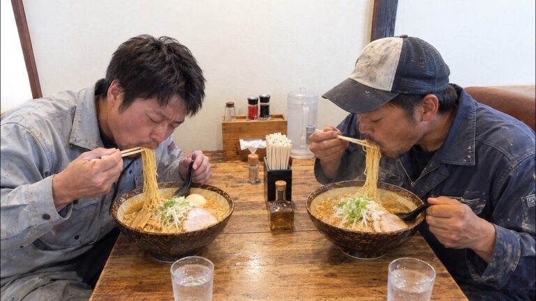 口コミ１０００件の超濃厚味噌ラーメン！開店→即満席の爆売れラーメン厨房４選！
